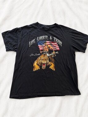 Joe Exotic Black Graphic Tee - XL